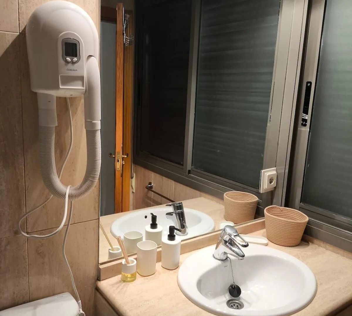 Ramade San Bernardo Apartment Seville 0*,  Spain